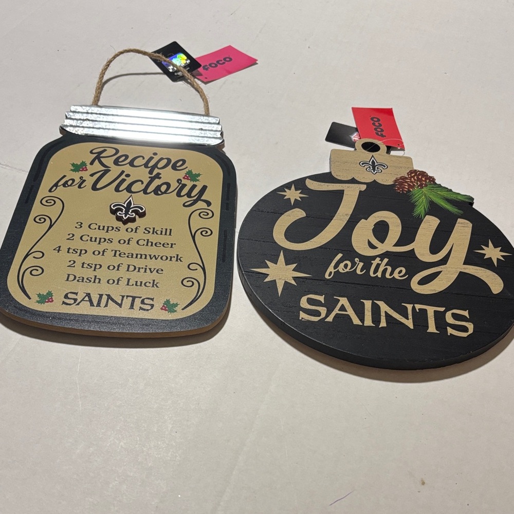 New Orlean Saints Themed Wooden Wall Decor set of 2